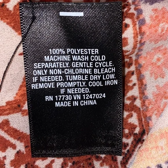 Mossimo silky tank top. Size XL - Picture 4 of 4